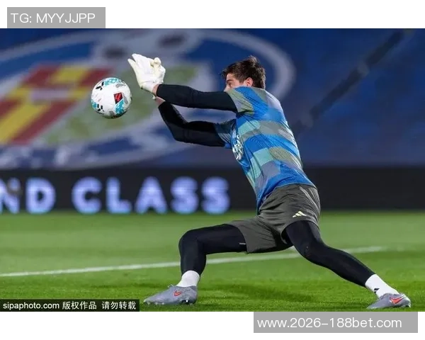 库尔图瓦谈月最佳门将获奖背后含义个人状态回暖引关注