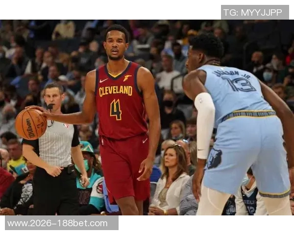 莫布里训练师认为骑士若调整战术重心将能更进一步 莫布里训练师认为骑士若调整战术重心将能更进一步